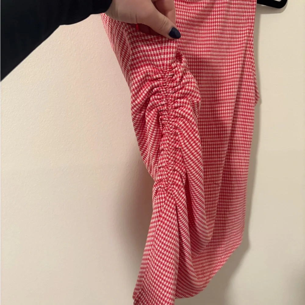 Lisa Says Gah Asymmetrical Gingham Red Tank XL - Picture 3 of 5